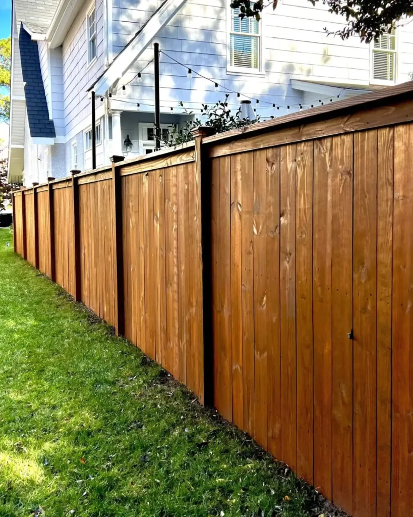 Wood Fence Contractor in Richmond