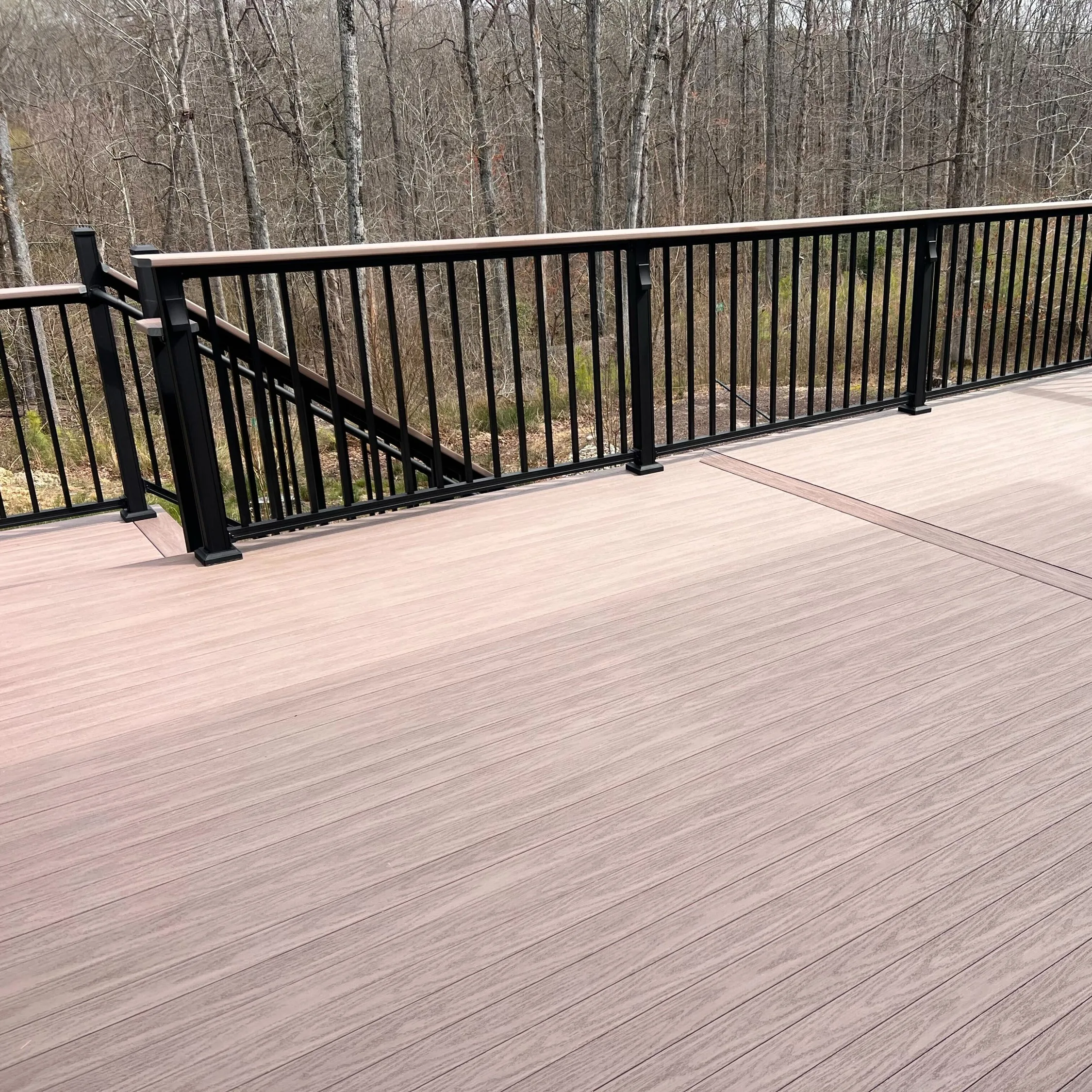Deck Builder in Henrico County