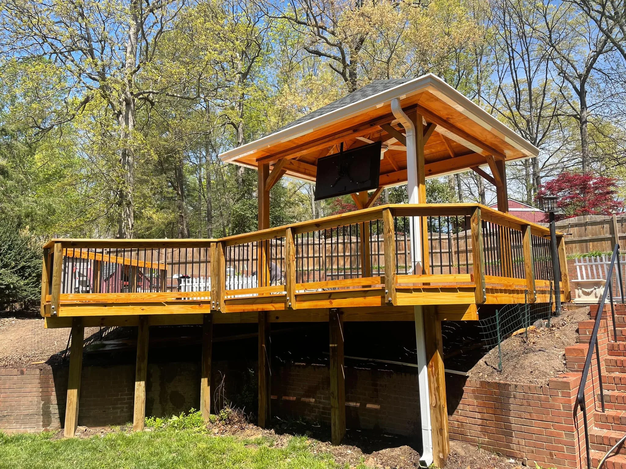 Deck Staining Virginia Beach